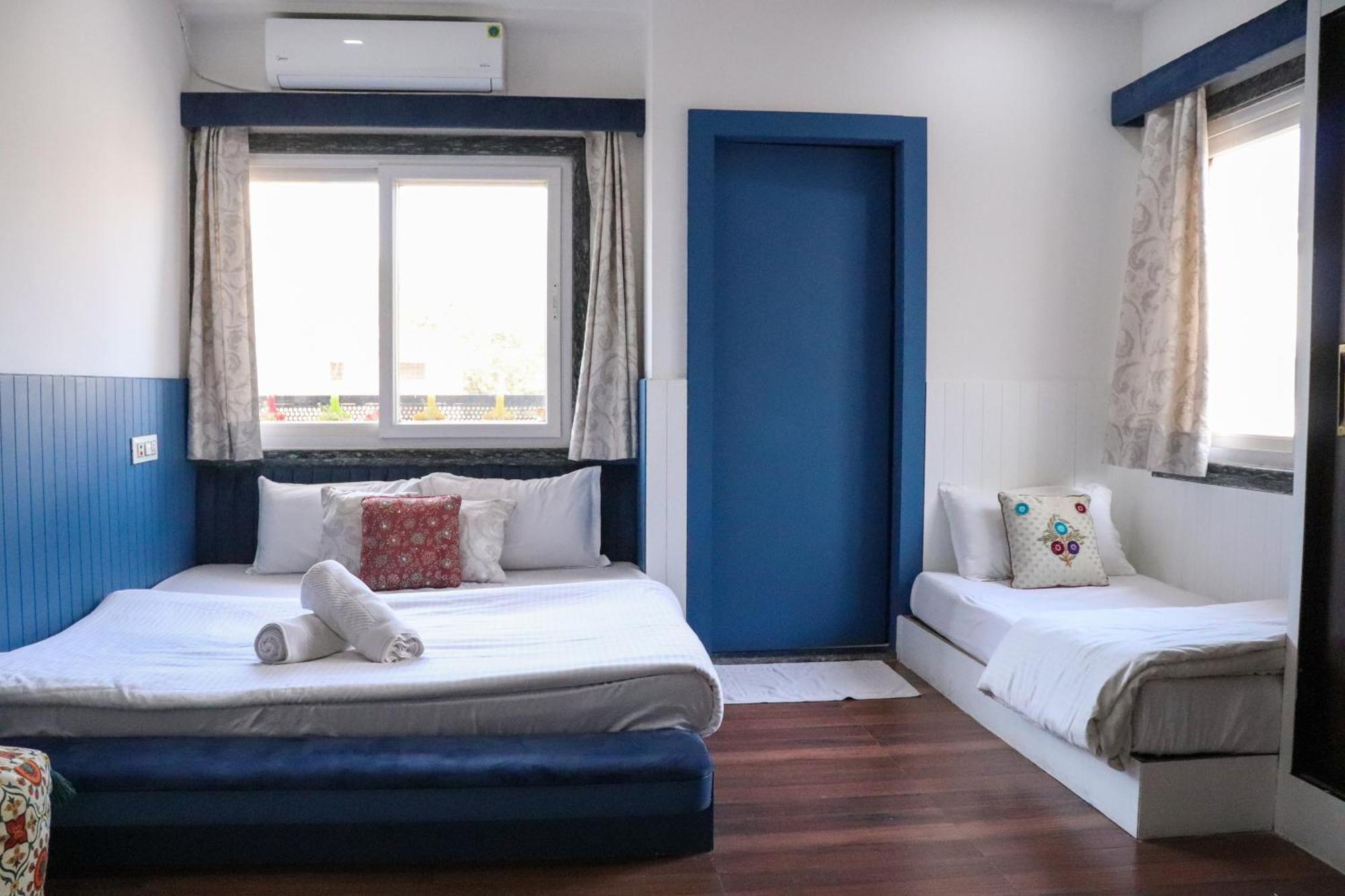 Hotel Blue Door Būndi Esterno foto
